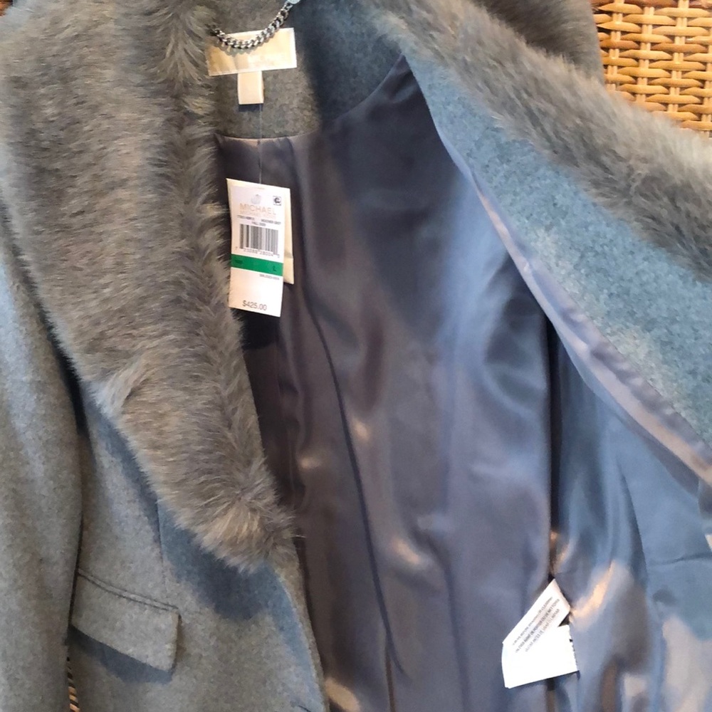 Beautiful Michael Kors wool blend coat - Picture 7 of 8